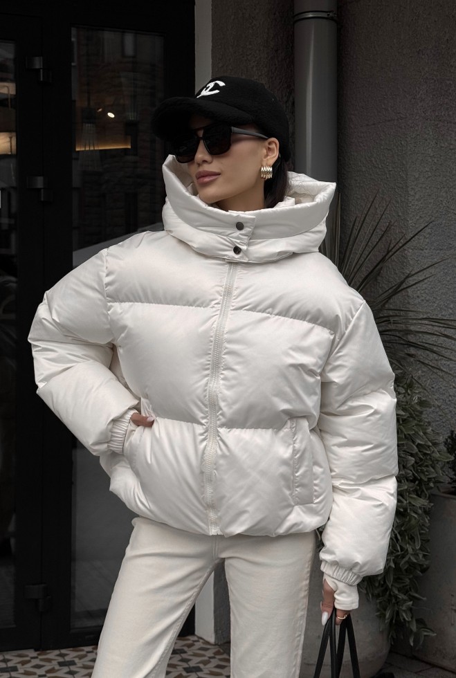 Пуховик Пуфі молочний Жадон